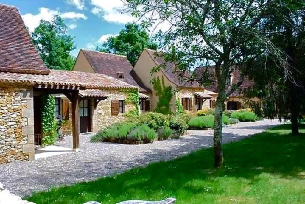 Le Domaine De La Millasserie Mauzac-et-Grand-Castang Exterior foto